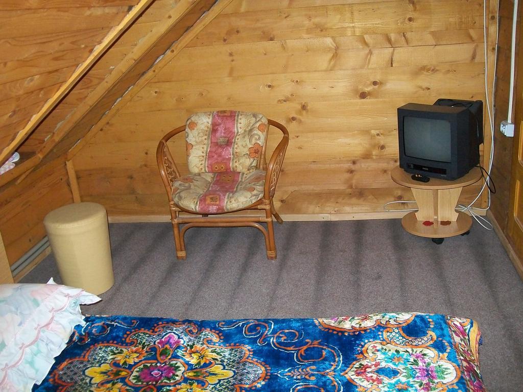 Pensiunea Carmen Bucium  Cameră foto