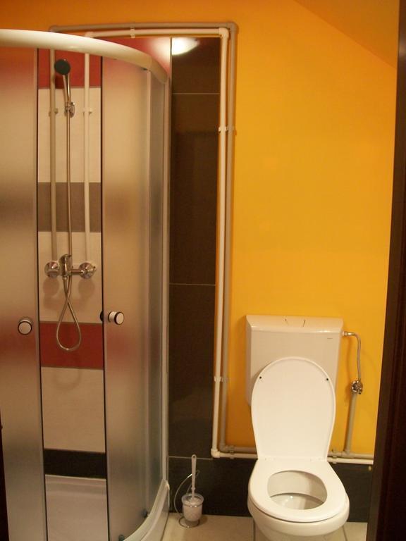 Pensiunea Carmen Bucium  Cameră foto